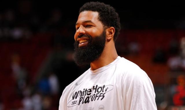 开云入口-签约大莫里斯填满15人名单 篮网的运作并未结束