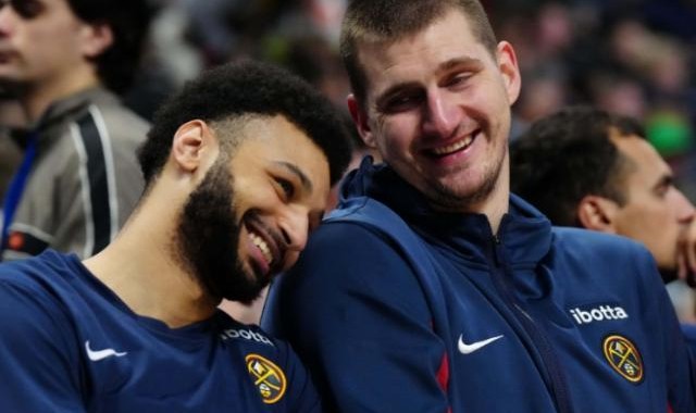 轻松写意击败国王 掘金斩获四连胜开启冲刺模式