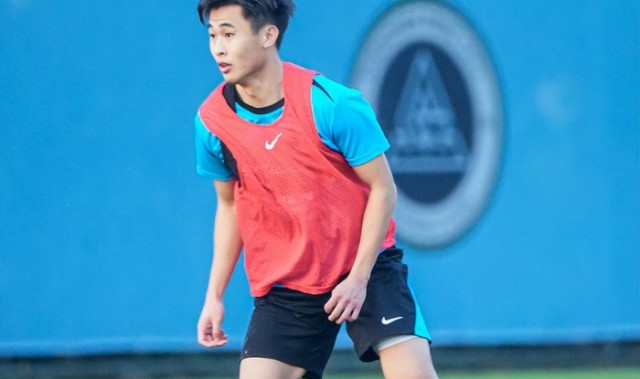 开云app-命苦！26岁中场天才再遭伤病暴击，沦为玻璃人，恐遭国足彻底弃用|戴伟浚|中超|深圳队|世预赛|狼队_新浪体育_新浪新闻