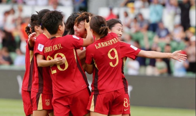 女足亚洲杯半决赛是场“故人局”，少了王霜的中国女足怎么办